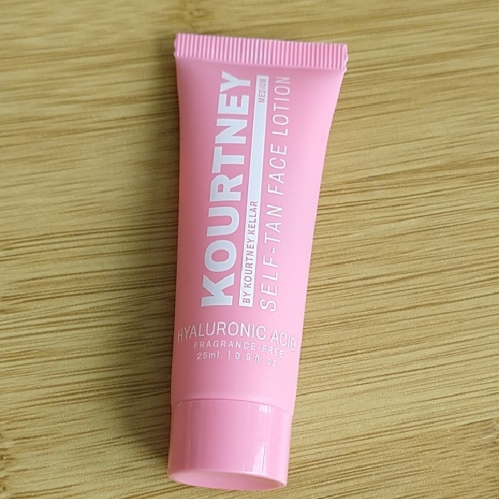 Self-Tan Face Lotion — Pink